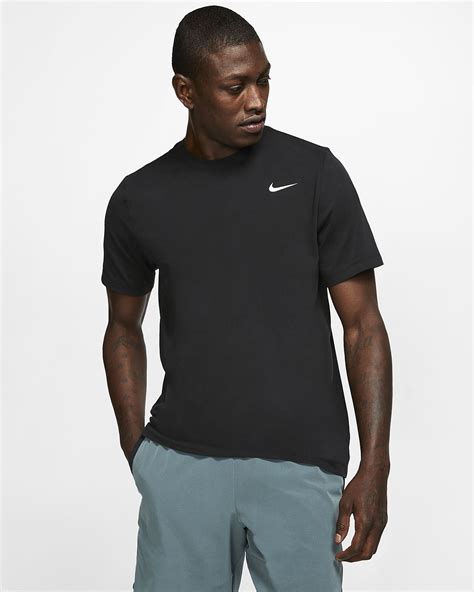 nike run kapuzenshirt herren dri fit kaufen|Funktionsshirts für Herren von Nike mit Dri.